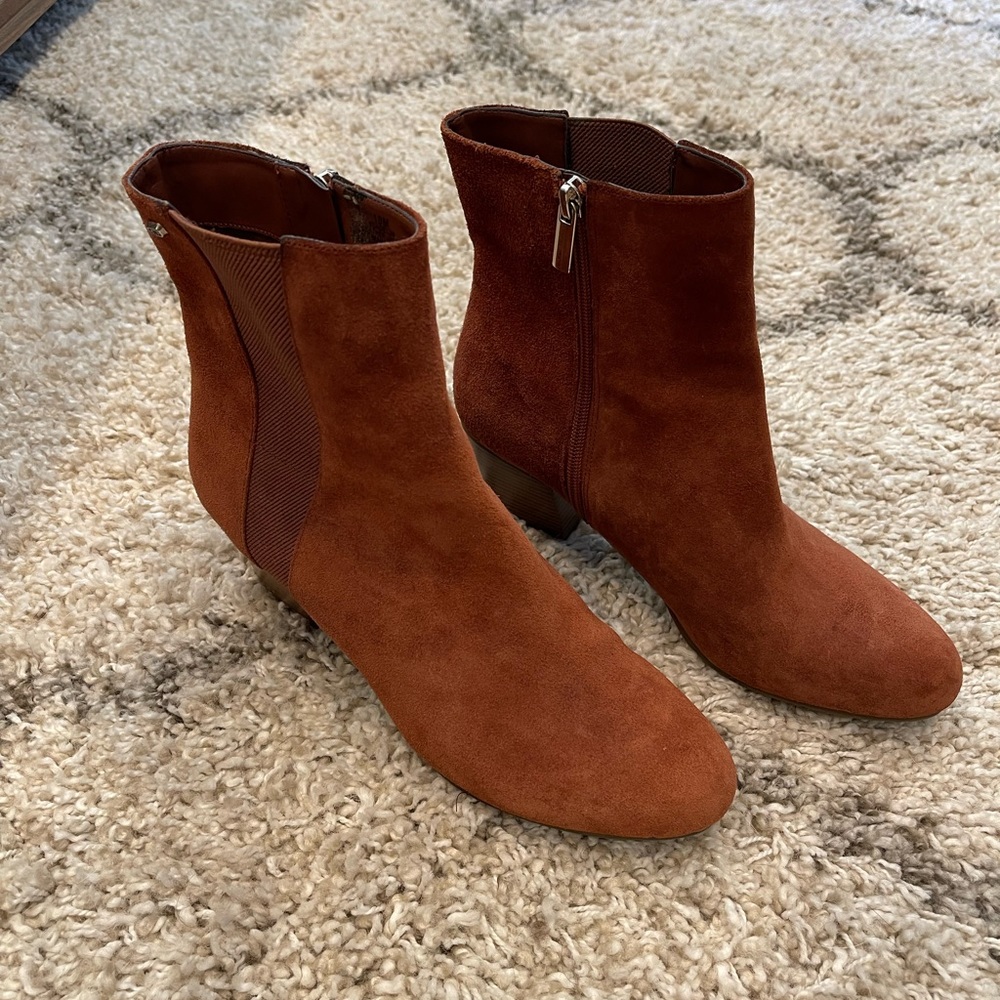 Bandolino Suede Booties